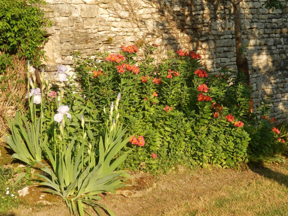 Le Petit Souhait & Le Verger Gourvillette Exterior foto